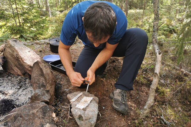 2-Day Small-Group Basic Skills Survival Course in Södermanland - Plants and safety basics: edible, toxic, and medicinal categories