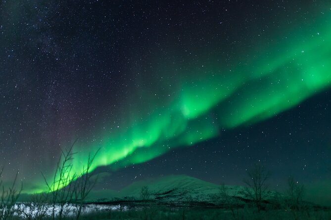Abisko Northern Lights Tour with Photographer - The 7:00 PM Pickup and How the Night Gets Started