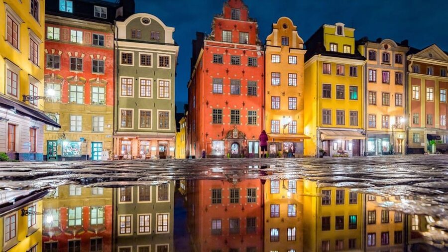 Best of Stockholm: Private Walking Tour with a Local - Walking Logistics: Comfortable Shoes, Realistic Timing