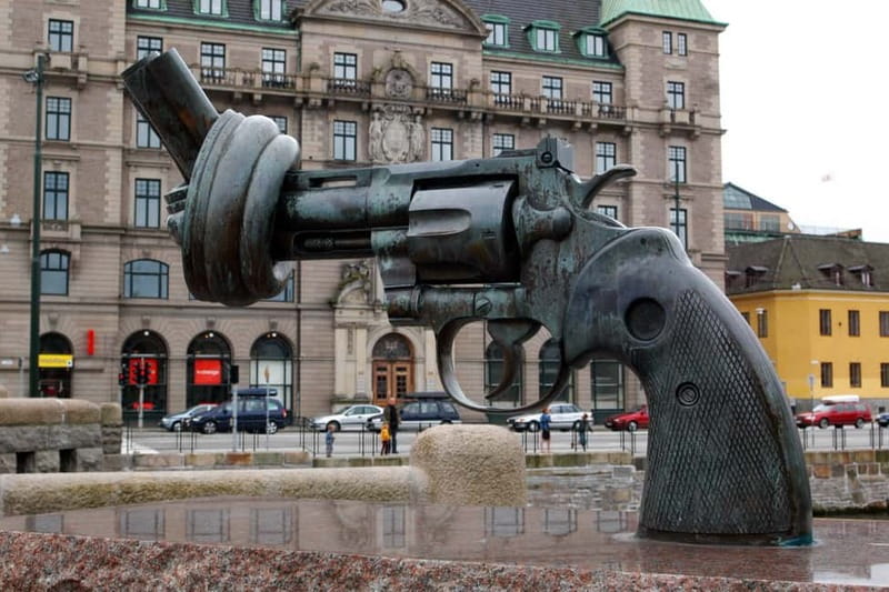 Copenhagen: Full-Day Trip to Malmö by Train - Time management: photo stops, guided walks, and your free breathing room