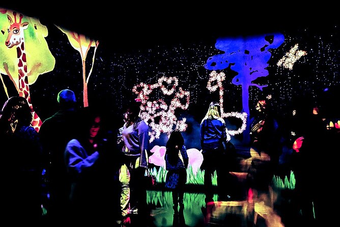 Cube of Art Uppsala Museum of Interactive Art - Adult take: a creative team activity in Uppsala