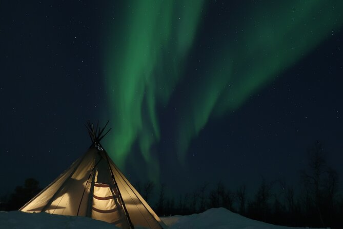 Enjoy the Aurora show on top of the mountain inc tipi dinner - My practical tips to make the most of your night