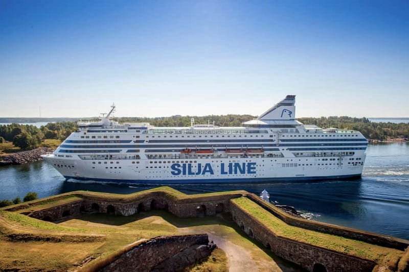 From Stockholm: 3-Day Return Cruise to Helsinki & Breakfast - Day 2: Breakfast views, about 6 hours in Helsinki, and sauna recovery