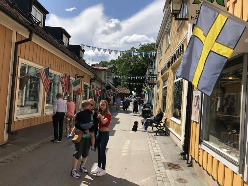 From Stockholm: Guided Day Trip to Sigtuna City - Viking-age to Middle Ages to today: how the town story is staged for you