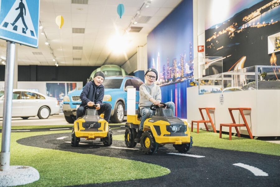 Gothenburg: Go City All-Inclusive Pass with 20+ Attractions - Slottsskogen Adventure Golf and other seasonal oddballs