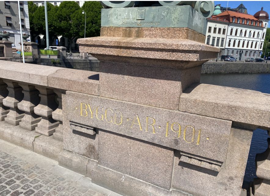 Gothenburg: Private Walking Tour with a Guide - Central Gothenburg Streets, Local Shops, Galleries, and Free Time