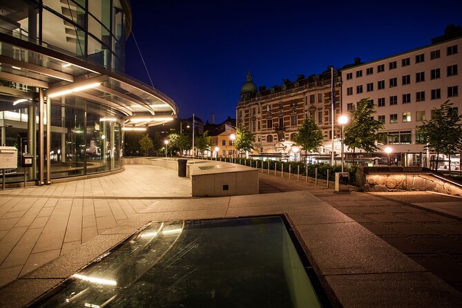 Gothenburg : Private Walking Tour with A Guide (Private tour) - Why a private guide helps Gothenburg click