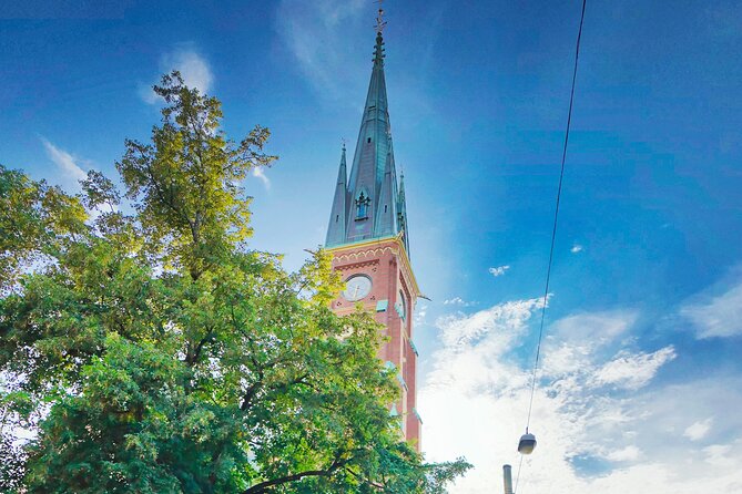 Gothenburg Private Walking Tour with a Local - Getting started at Gustaf Adolfs Torg, the easiest launch pad