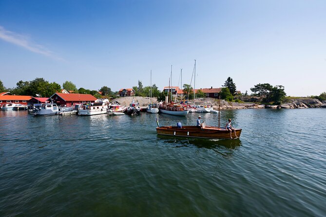 Guided 3-Day Kayak and Wildcamp Tour in Stockholm Archipelago - Who should book this Stockholm archipelago kayak wildcamp tour