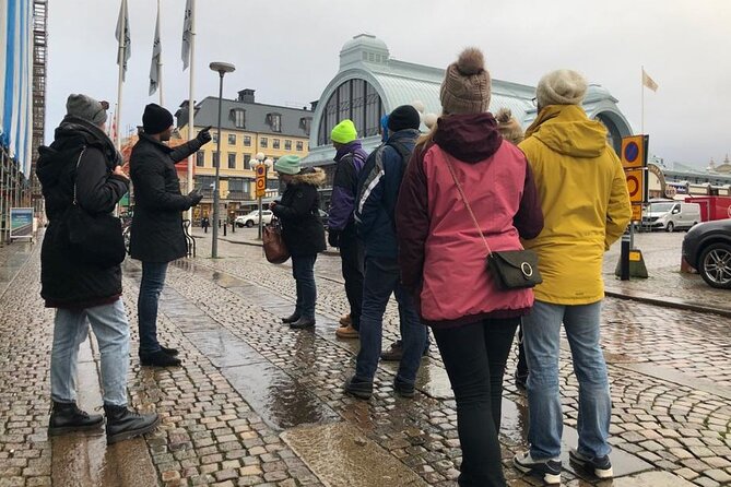 Historical Walking Tour in Restaurant and Bars in Central City - City hills and fortifications: viewpoints you can feel in your legs