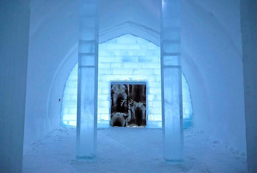 Kiruna: Tour of Icehotel and Jukkasjärvi - Nutti Sami Siida Outdoor Museum and Reindeer Meeting