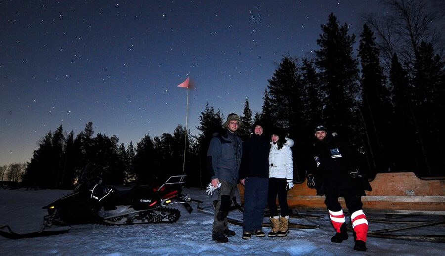 Luleå : Northern Lights Tour on a Snowmobile drawn Sled - Dressing Right: What’s Provided and What You Should Still Bring