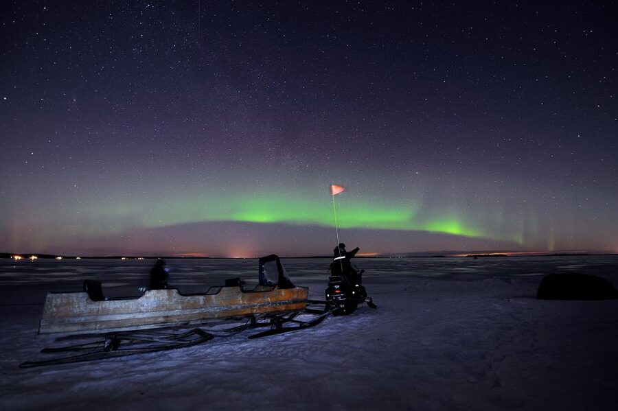 Luleå : Northern Lights Tour on a Snowmobile drawn Sled - The Snowmobile-Drawn Sled Experience: Comfortable Riding, Real Movement