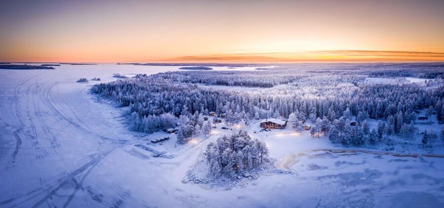 Luleå : Snowmobile - Forest and Ice Nature Tour 2h - Getting set up: gear, rules, and the safety briefing