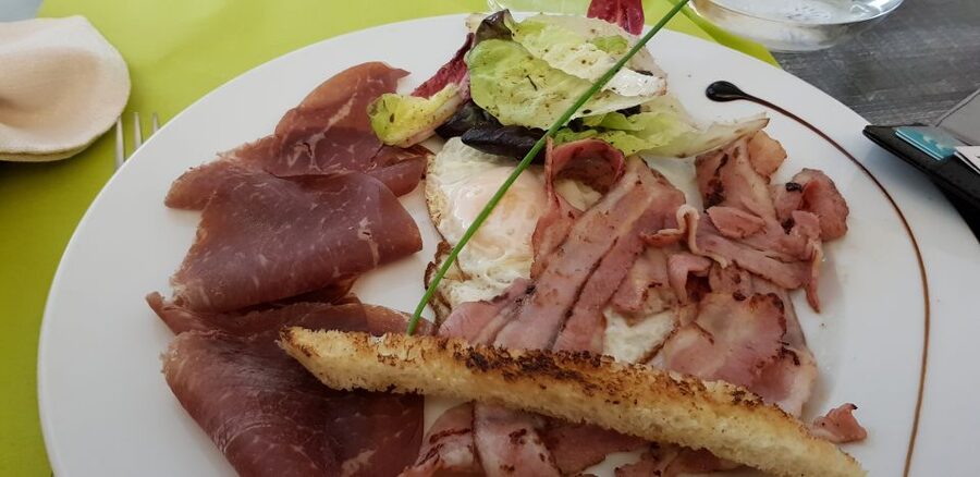 Malmö: Self-Guided Food Tour - Bike or walk: choose the pace that matches your appetite