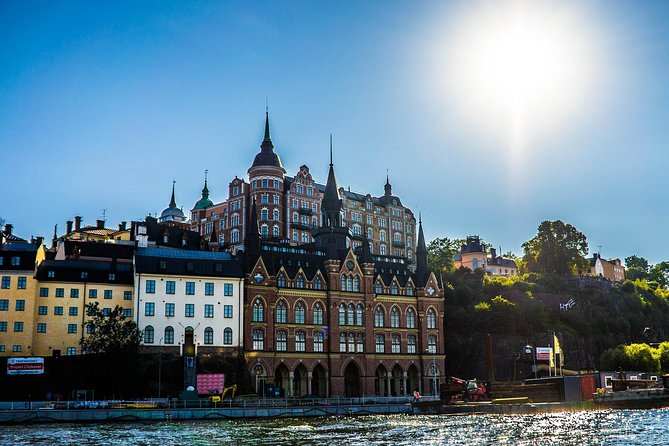 Private 4h VIP city tour by limousine car and guide in Stockholm - Vasa Museum priority access: the stop that earns its hype