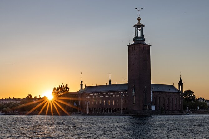 Private Golden Hour Photo Walk in Stockholm - Private guidance by JP Photo’s photographer Julien, and why it matters