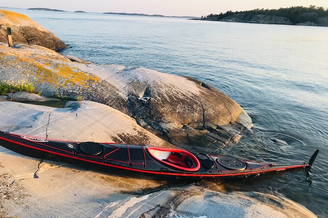 PRIVATE Sunset Kayaking in Stockholm Archipelago Nature Reserve - Choosing your kayak feels personal, not rushed