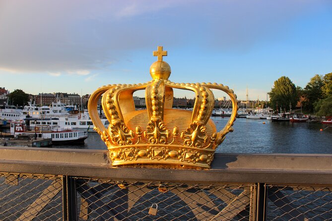 Scandinavian Art, Architecture and Design Tour in Stockholm - The upholstery and VIP-resident connection you will remember