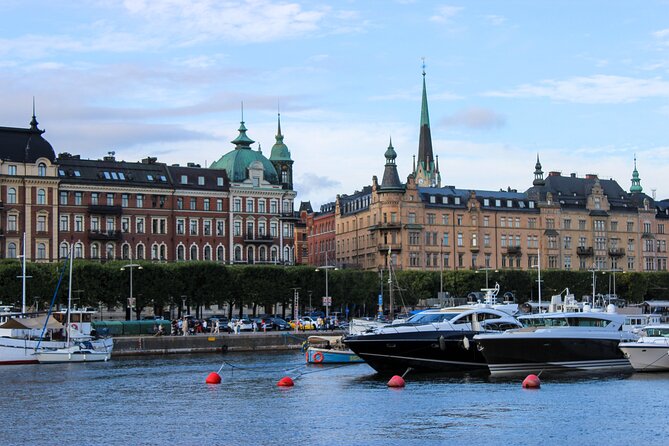 Scandinavian Art, Architecture and Design Tour in Stockholm - Kungsträdgården and the origin of falu red paint