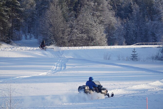 Snowmobile tour - Gear up smart: what the prep time really feels like