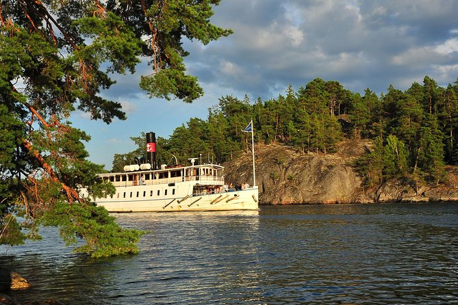 Stockholm Archipelago Cruise with Guide - Strandvägen to Vaxholm: the route in plain words