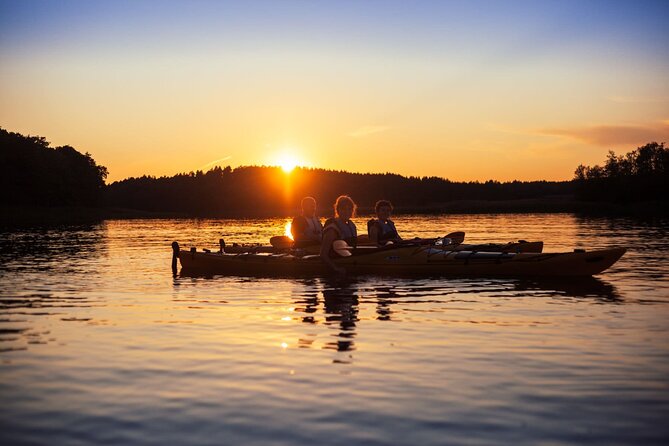Stockholm Archipelago Sunset Kayaking and Fika tour - Stop 3: Norrhamnen fishing cottages and Hembygdsgården pastries