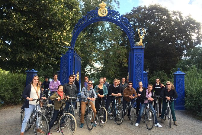 Stockholm at a Glance Bike Tour - Rain, cold, and why you should dress for motion