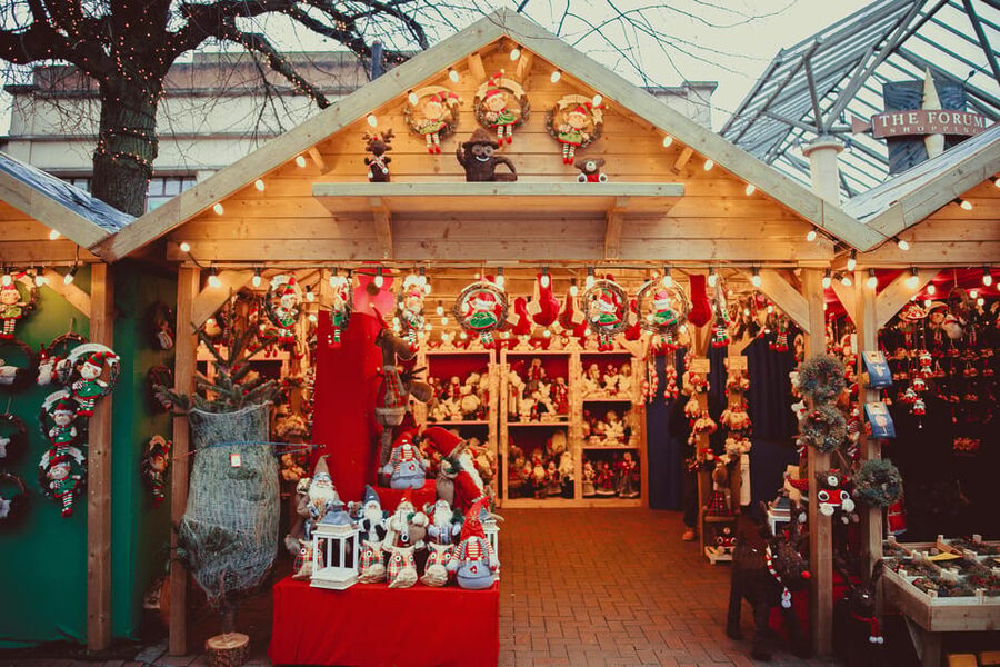 Stockholm: Christmas Markets & Lights Guided Walking Tour - Tomten and the Dalecarlie Toy Horse: The Stories Behind Swedish Christmas Symbols