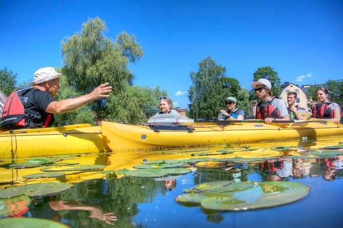 Stockholm City Kayak Tour - From safety briefing to your first sheltered strokes