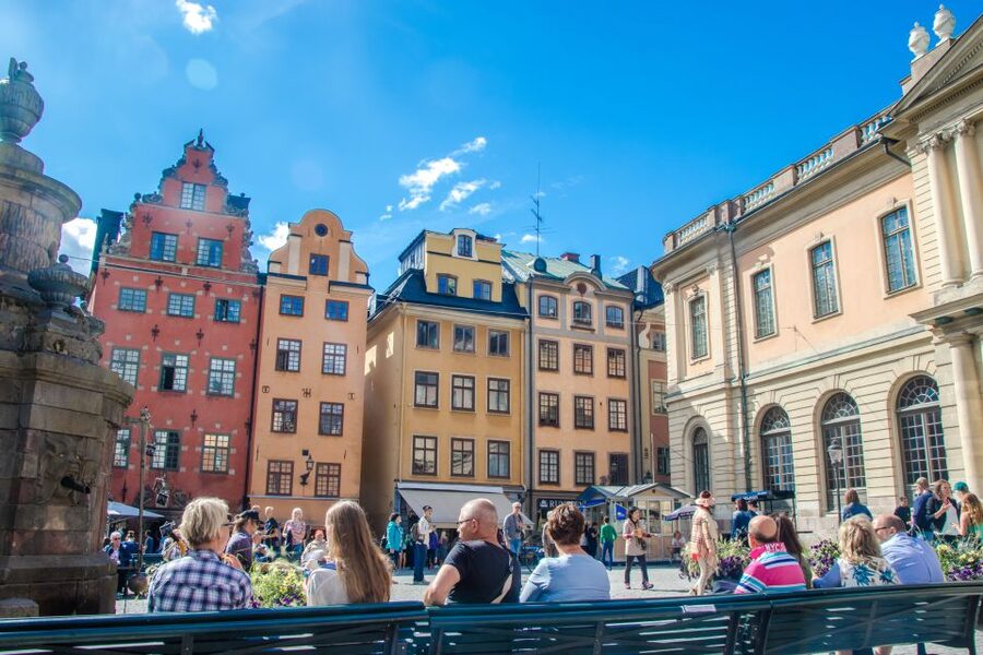 Stockholm: City Sightseeing Hop-On Hop-Off Bus Tour - Red and green buses, simple rules, and how to actually use the pass