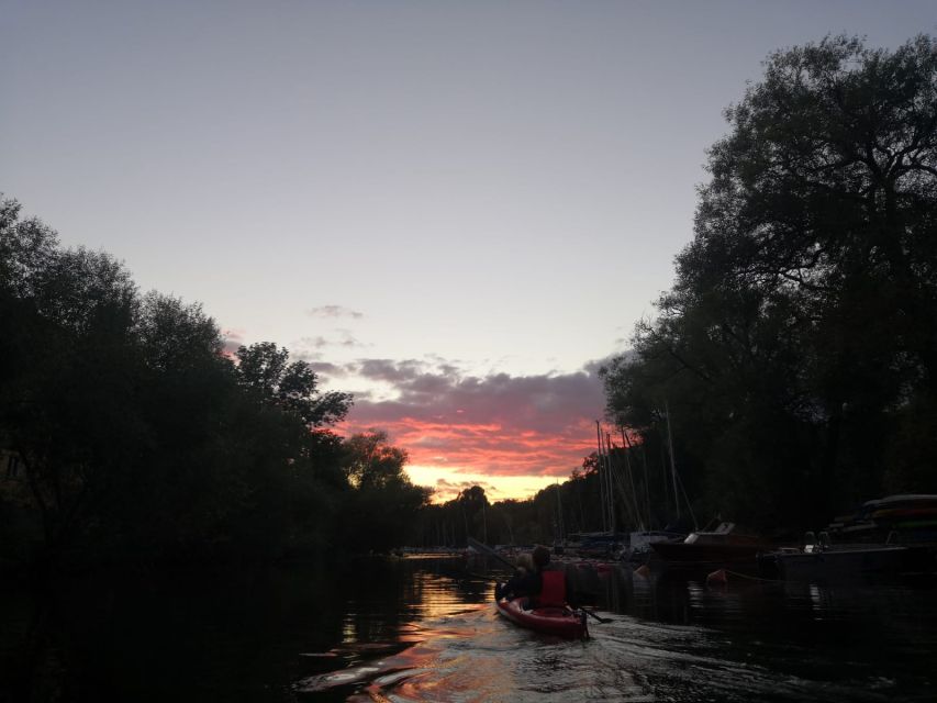 Stockholm Evening Kayak with BBQ. - Key reasons this evening kayak is worth your time