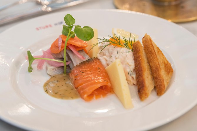 Stockholm Food Tour - Meet your guide: why Cotton and Teresa made the difference