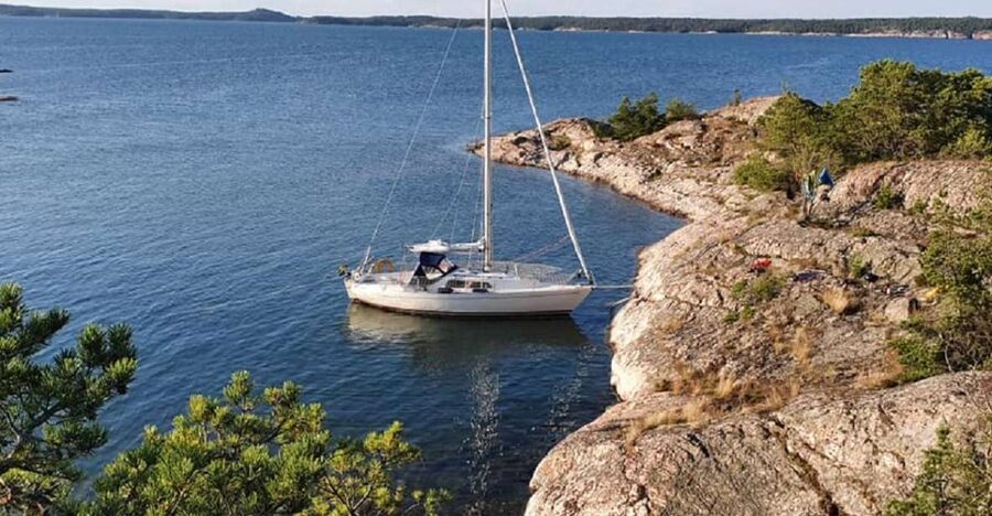 Stockholm: Full Day Archipelago Sailing Tour with Lunch - Island Hikes for Panoramic Views of a Thousand Islands