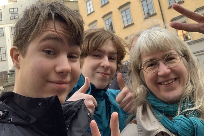 Stockholm Ghost Hunt: Self-Guided Tour and Puzzle Adventure - Stop-by-stop: Riddarholmen to the Royal Palace