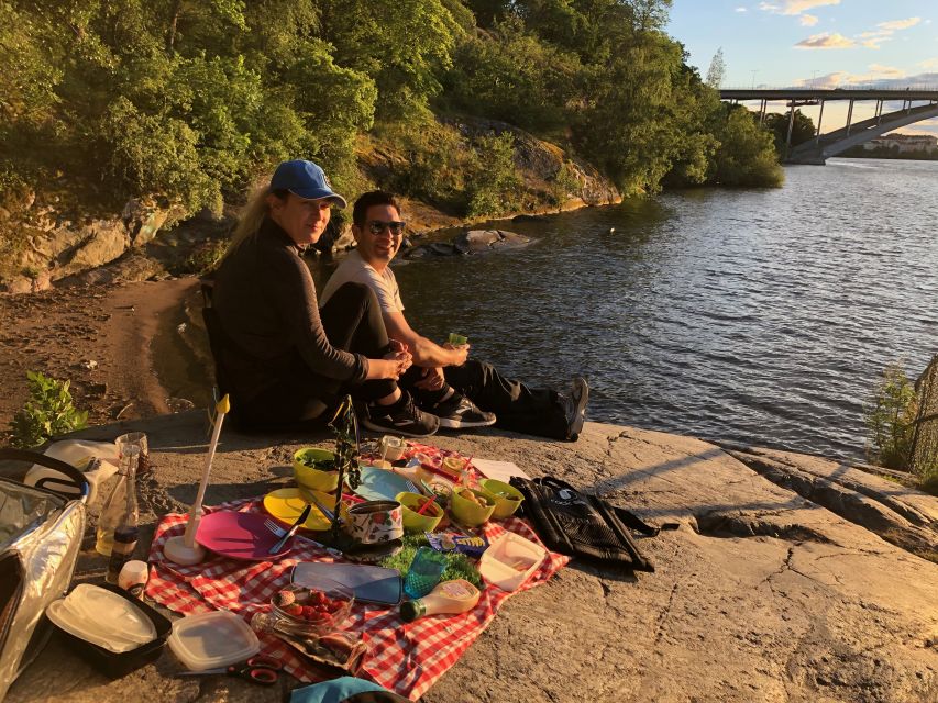 Stockholm: Guided Kayak City Tour & Optional Midsummer Meal - Who this tour suits best
