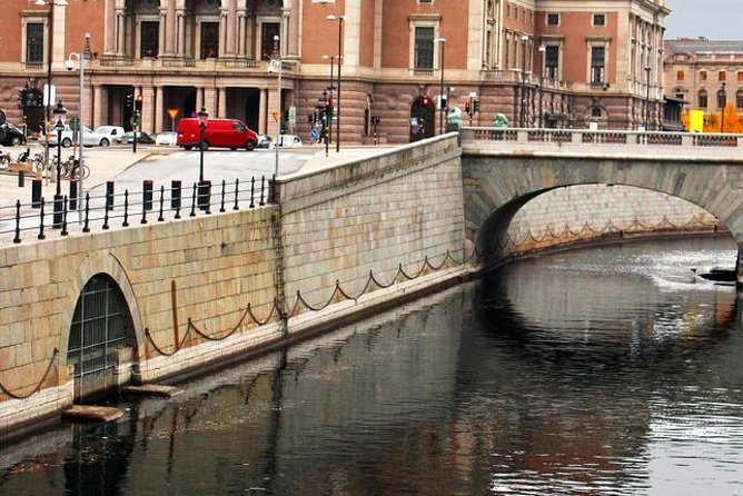 Stockholm: Highlights Boat Tour - Starting at Strömkajen, Gate C, and finding your seat fast