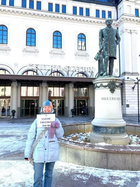 Stockholm: Modern City Walking Tour with Local Guide - Key highlights you will feel right away