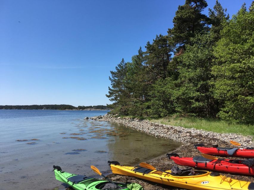 Stockholm: Morning Kayak Tour in the Archipelago with Lunch - Stop for lunch on a small island, with a campfire break