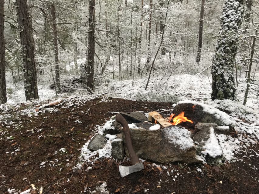 Stockholm: Nature Hike with Campfire Lunch - Noon warmth: building the fire, cooking lunch, and getting real fika