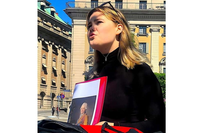 Stockholm: Old Town Walking Tour with Local Guide - The two-hour walk: what that timing buys you