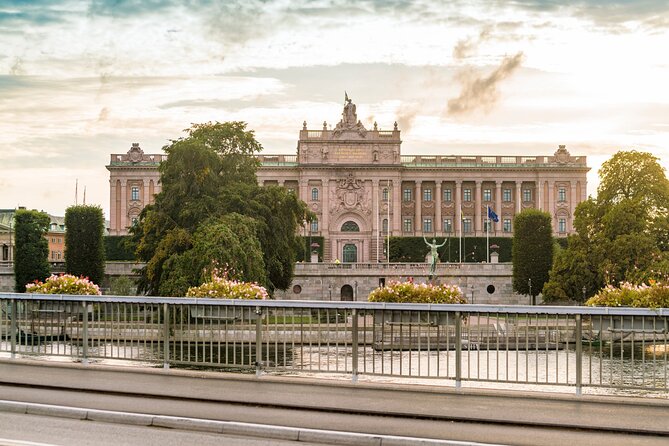 Stockholm Royal Palace Museums Gamla Stan Skip-the-line Tour - Key things to know before you go