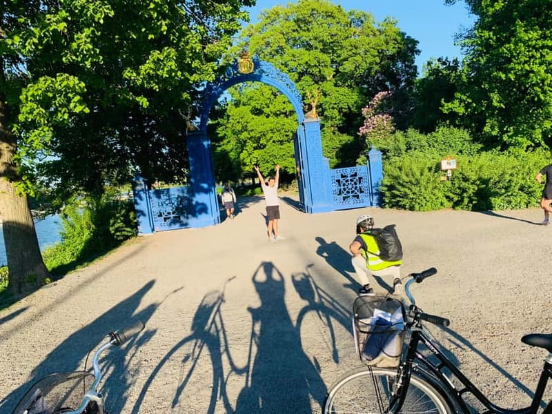 Stockholm's Best Bike Tour! (English / Deutsch) - Östermalm finish: marketplaces, green squares, Parliament, and the Opera zone
