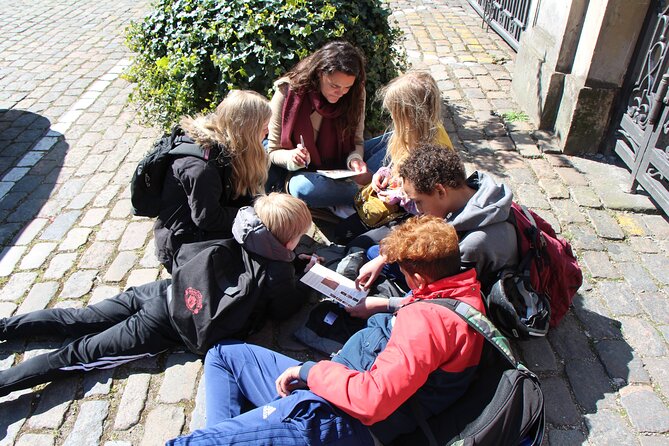 Stockholm Self-Guided Murder Mystery Tour by the Royal Palace - Who this private Royal Palace mystery walk is for
