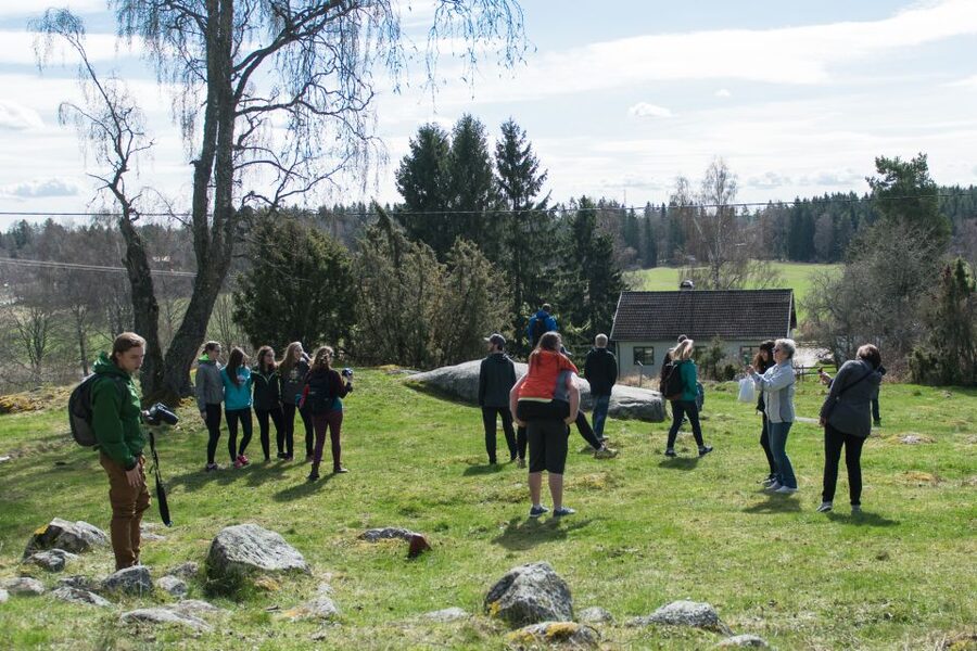 Stockholm: Sigtuna and Uppsala Viking History Day Tour - The “warm up” stop: Jarlabanke Bridge runestones (11th century)