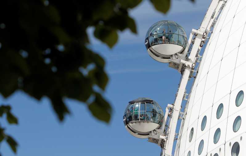 Stockholm: SkyView Glass Gondola Ride - Location and getting there: not right in the center