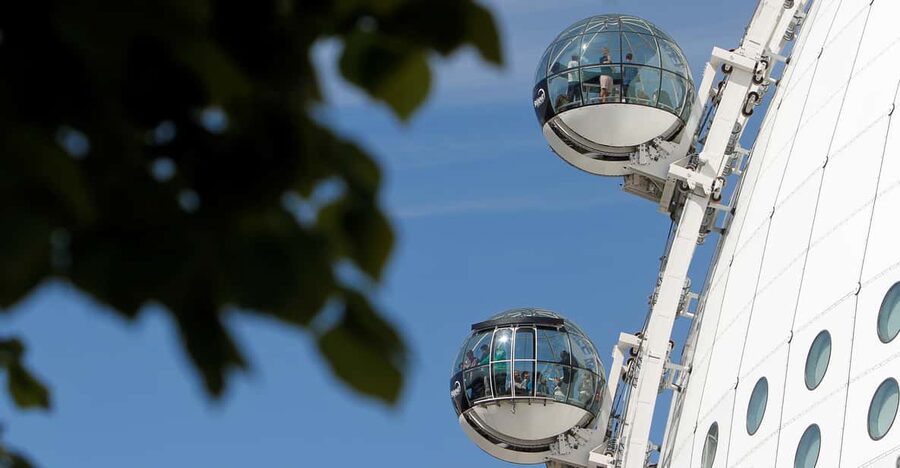 Stockholm: SkyView Glass Gondola Ride - Check-in, timed entry, and what 25 minutes feels like