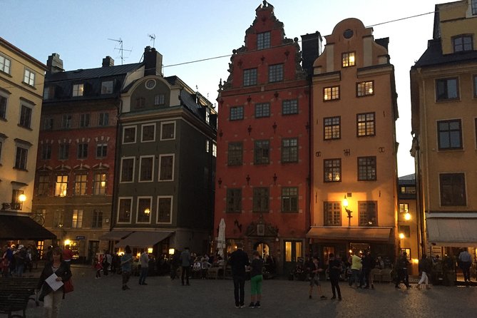 Stockholm Top attractions all-inclusive Gran Tour Winter Edition - Stortorget and the Old Town stroll: where Stockholm’s big events happened