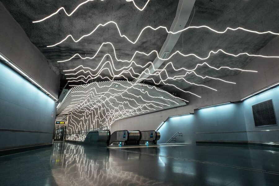 Stockholm: Underground Metro Art Ride with a Local Guide - Why Stockholm’s Subway Feels Like a Long Art Museum