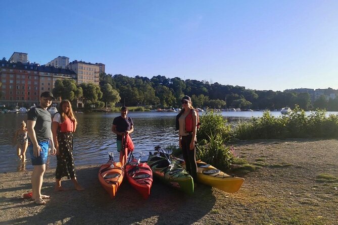 Sunset Kayak Tour in Central Stockholm and Swedish Fika - Meeting at LEK MER, then getting on the water smoothly
